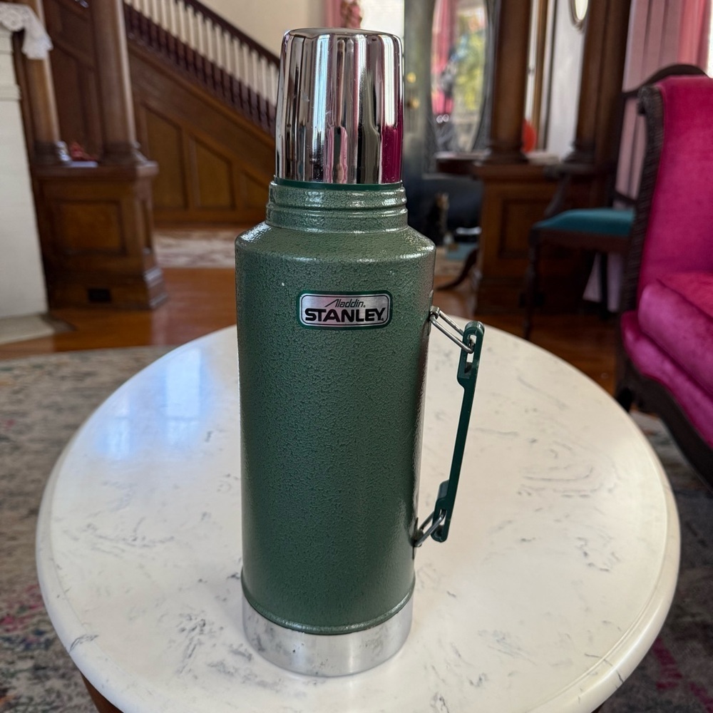 Vintage Aladdin Stanley Thermos 1/2 Gallon